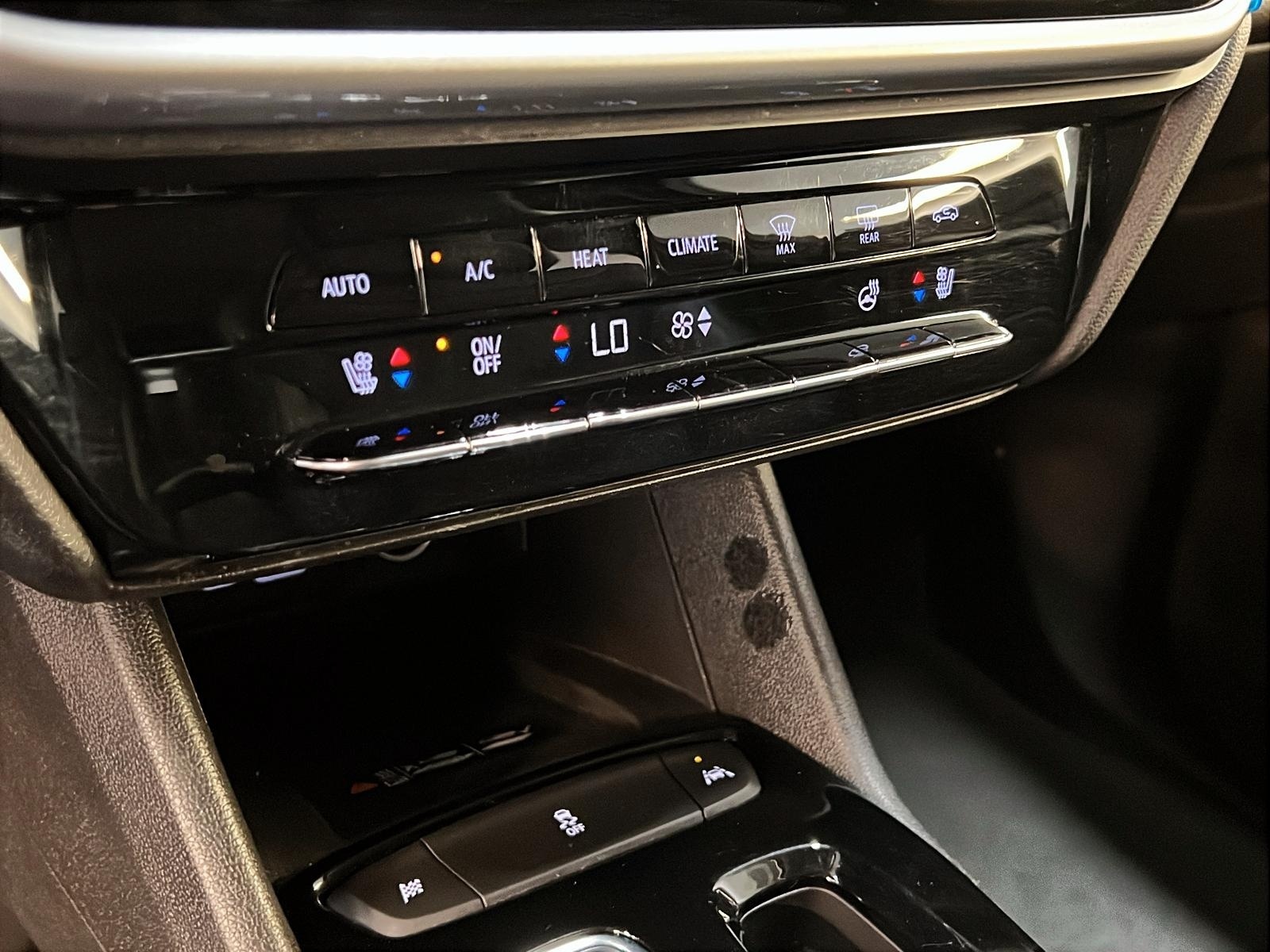 Chevrolet Bolt EUV 2023 - Image #14