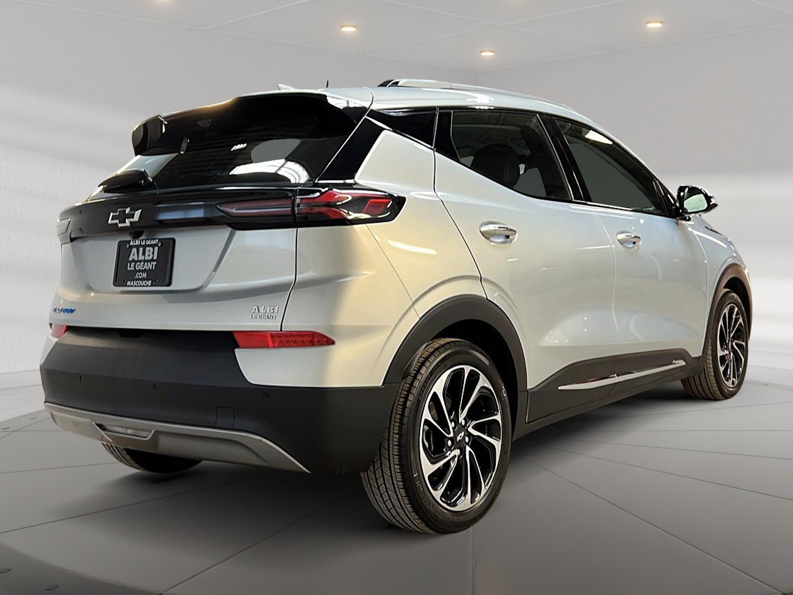 Chevrolet Bolt EUV 2023 - Image #4