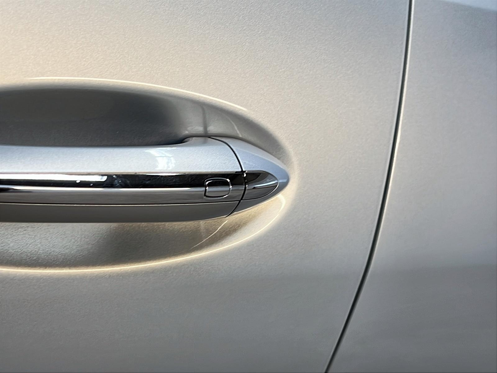 Chevrolet Bolt EUV 2023 - Image #24