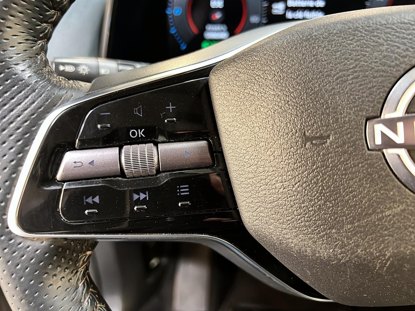 Nissan ARIYA PREMIERE e-FORCE CUIR TOIT PANO NAV 4RM 2023 - image #23