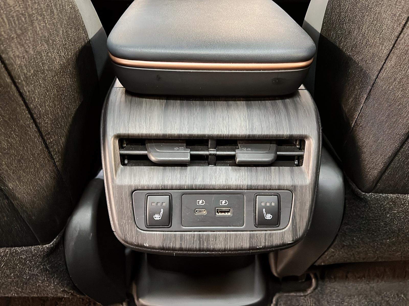Nissan ARIYA PREMIERE e-FORCE CUIR TOIT PANO NAV 4RM 2023 - image #11