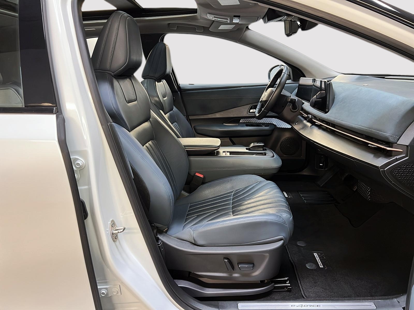 Nissan ARIYA PREMIERE e-FORCE CUIR TOIT PANO NAV 4RM 2023 - image #8