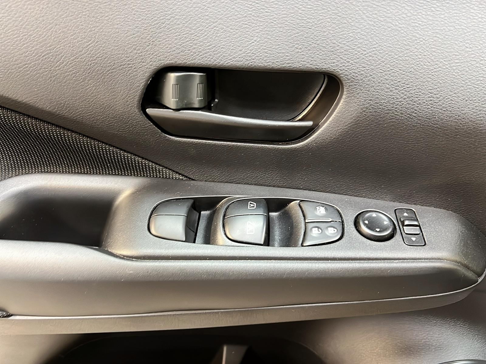 Nissan Kicks S 2024 - image #21