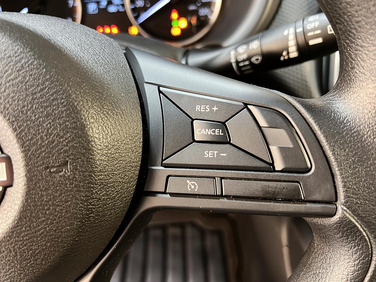 Nissan Kicks S 2024 - image #18