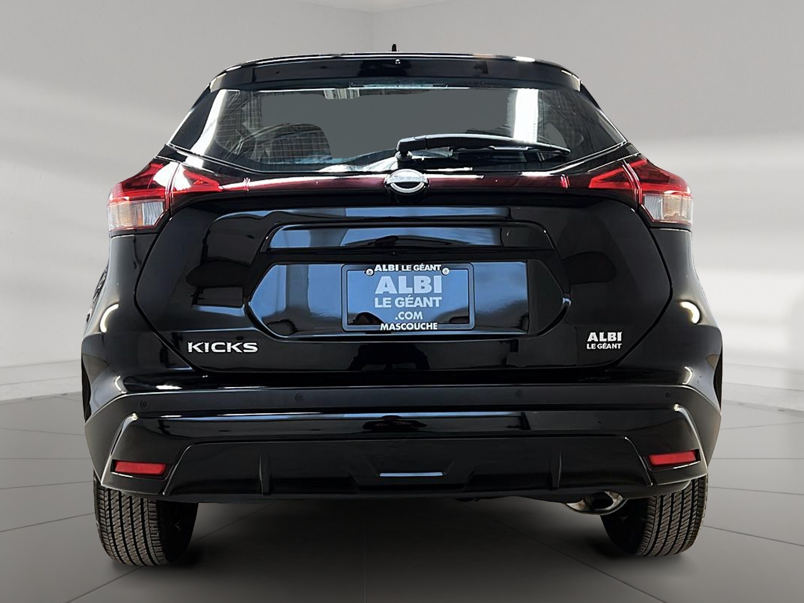 Nissan Kicks S 2023 - image #5