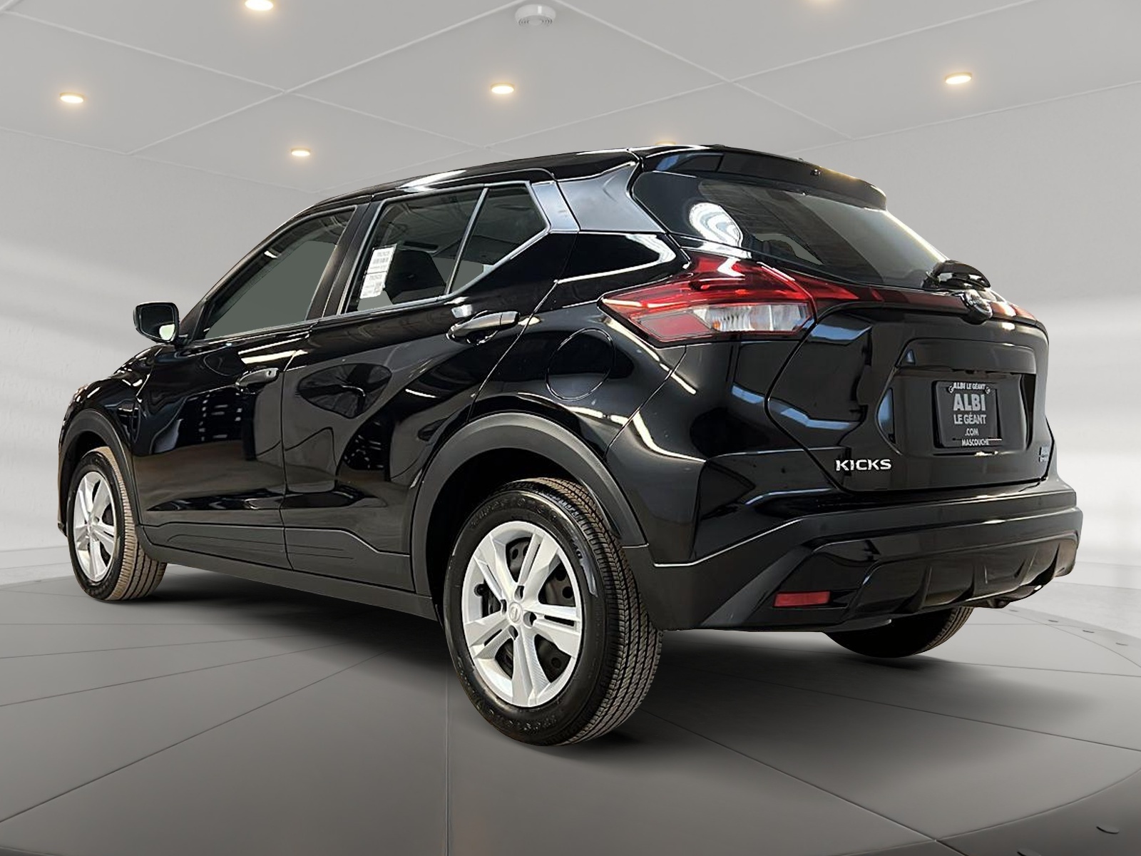 Nissan Kicks S 2023 - image #6
