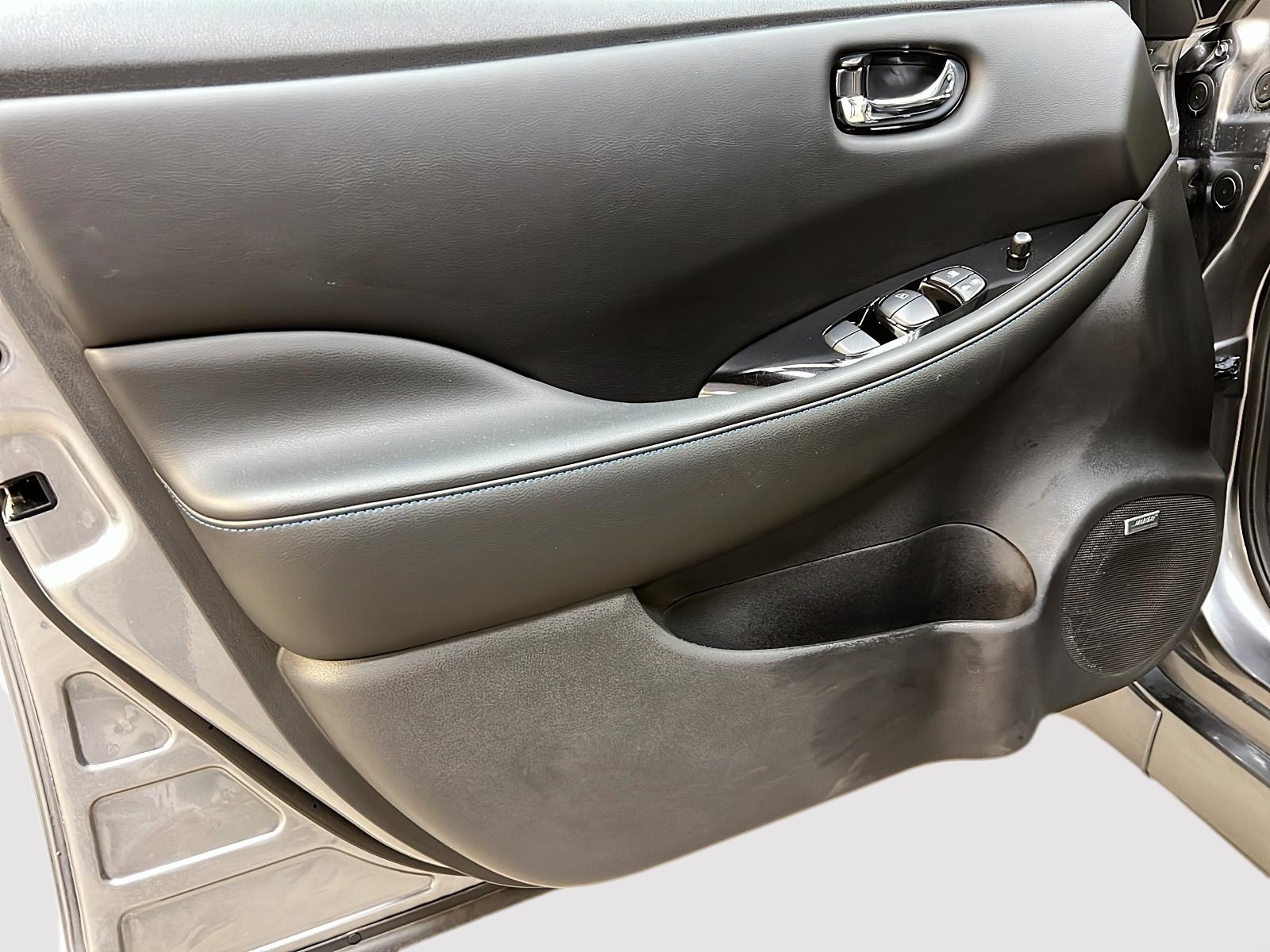 Nissan Leaf 2021 - Image #24