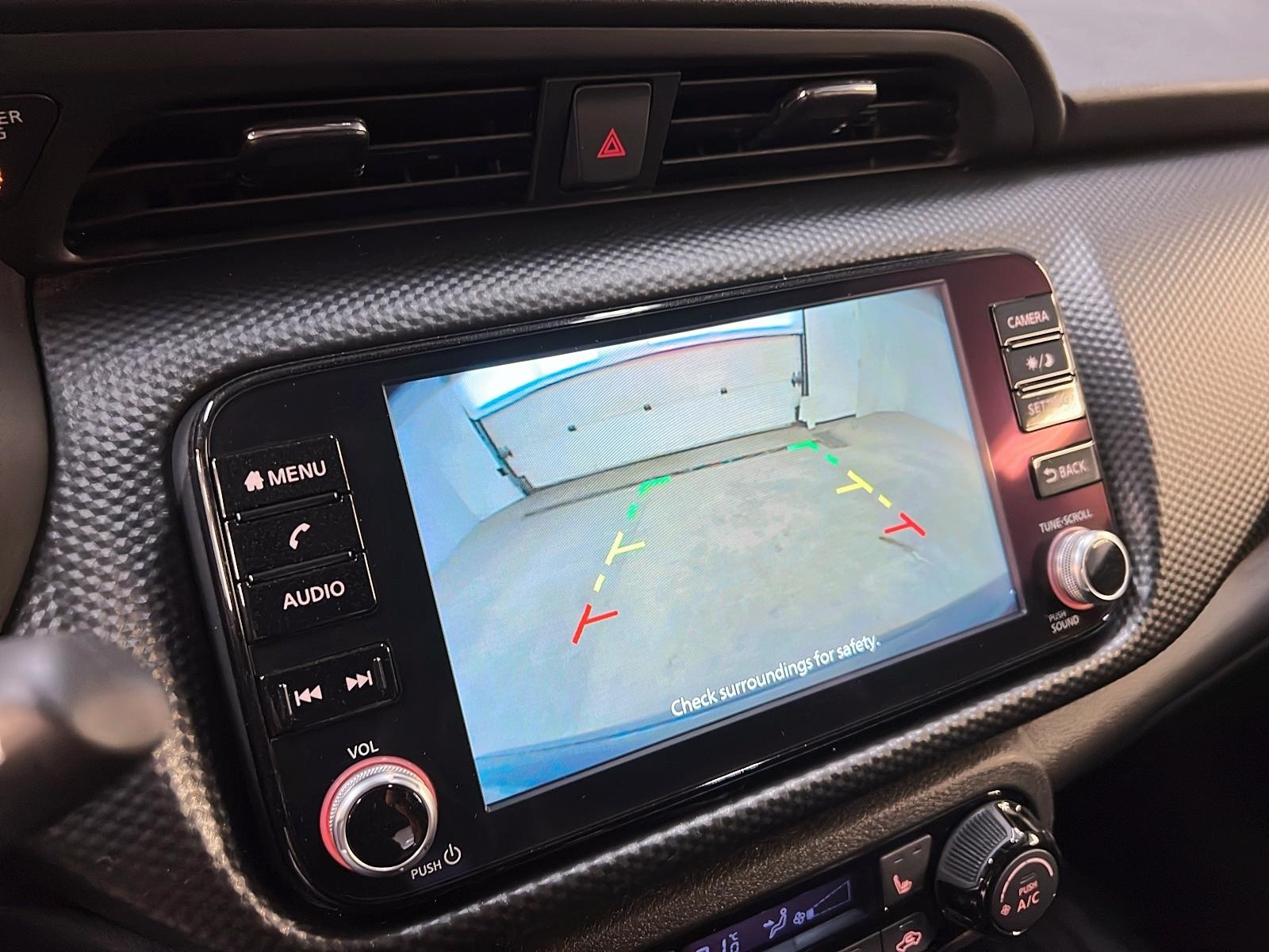 Nissan Kicks SV 2023 - image #16