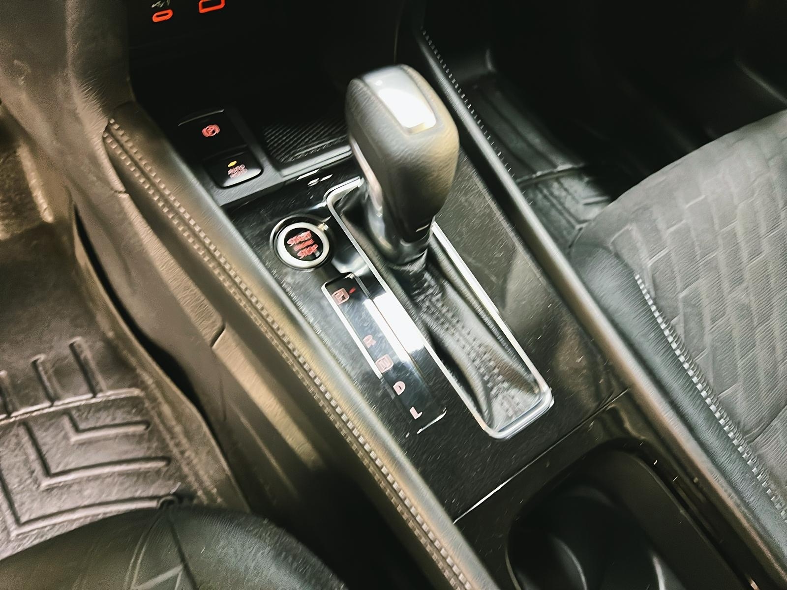 Nissan Kicks SV 2023 - image #13