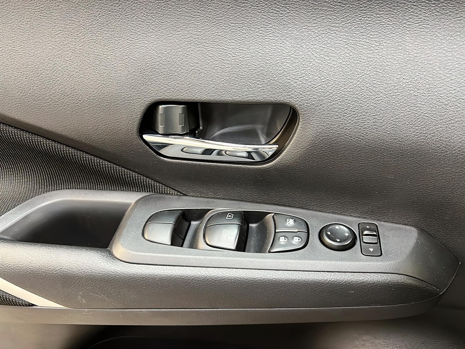 Nissan Kicks SV 2023 - image #21