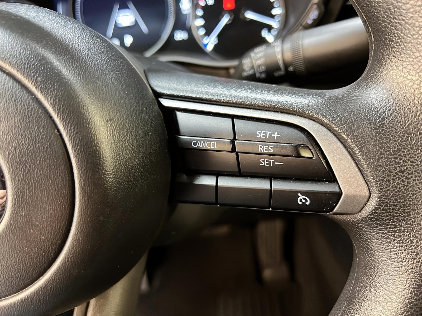 Mazda Mazda3 GX 2024 - image #19