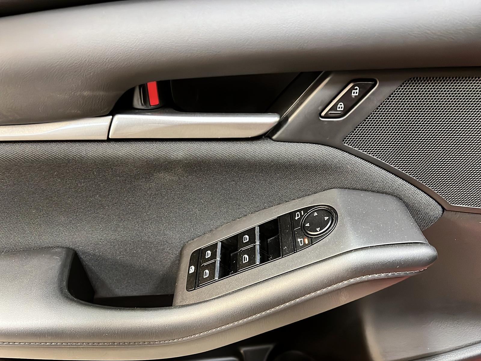 Mazda Mazda3 GX 2024 - image #22