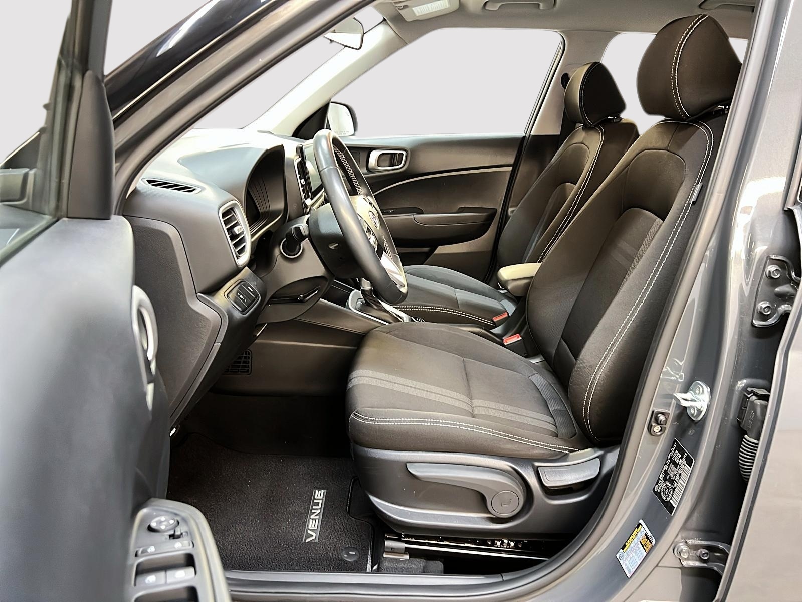 Hyundai Venue PREFERRED 2024 - image #7