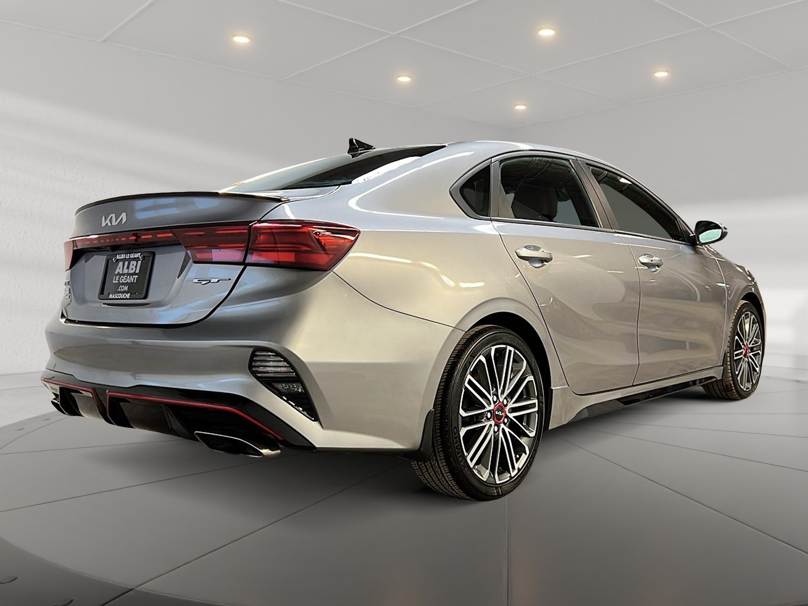 Kia Forte 2023 - Image #4