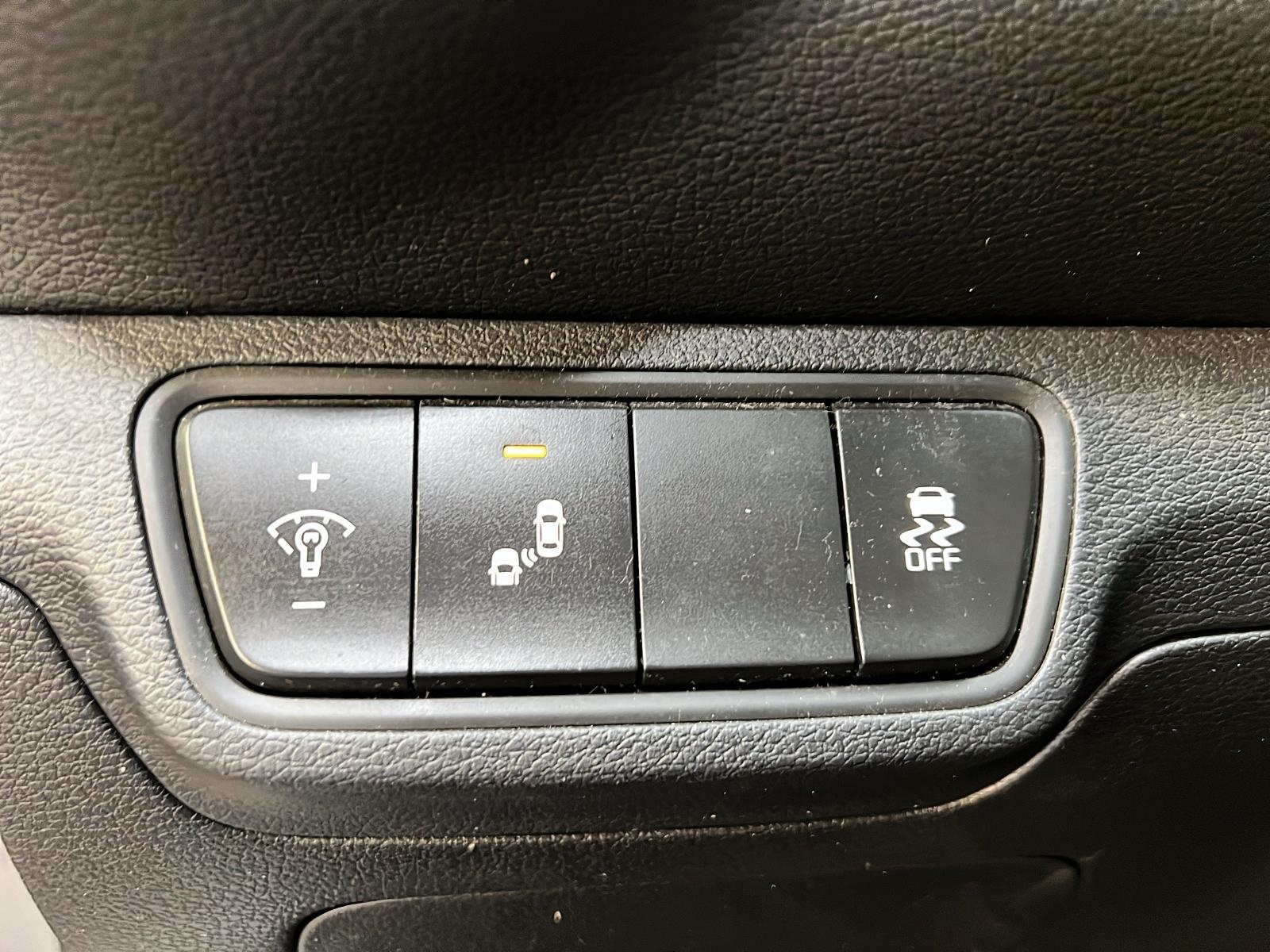 Kia Forte 2023 - Image #20