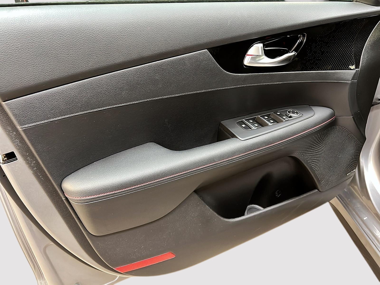 Kia Forte 2023 - Image #22