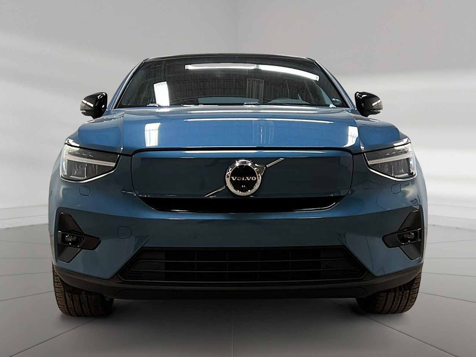 Volvo C40 2023 - Image #2