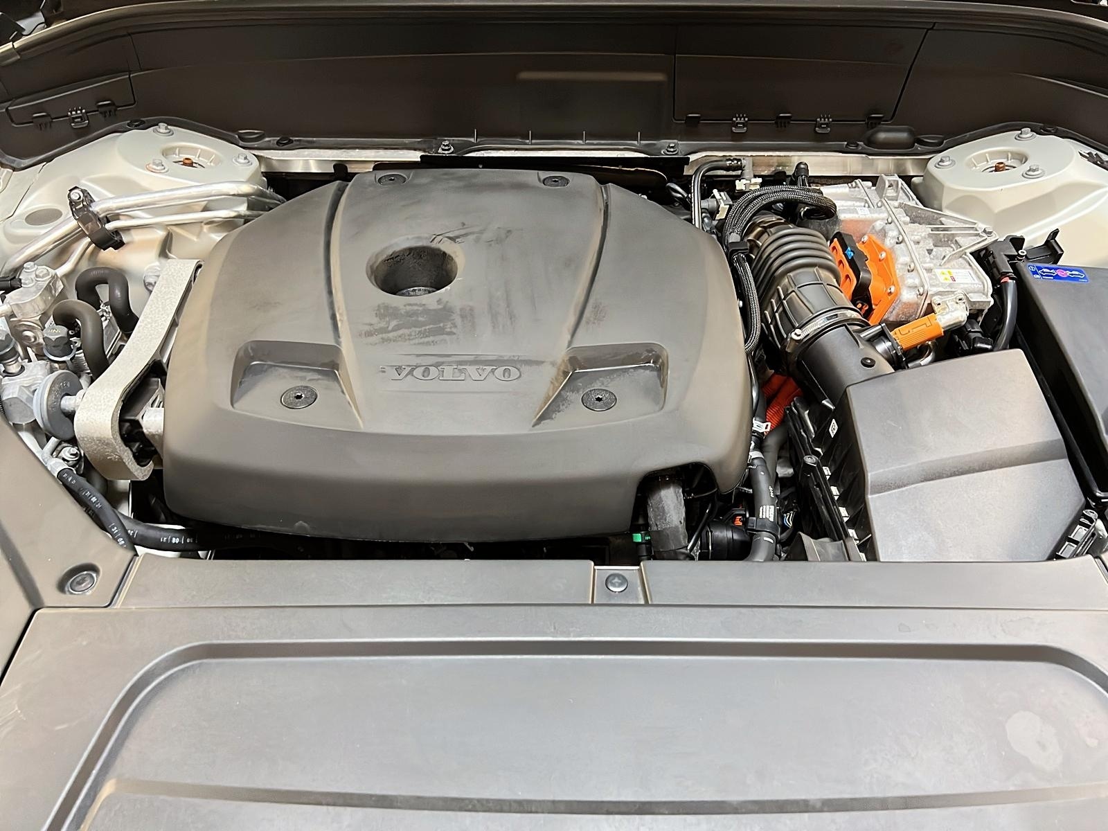 Volvo XC90 T8 RECHARGE INSCRIPTION CUIR TOIT PANO NAV 4RM 2022 - image #14