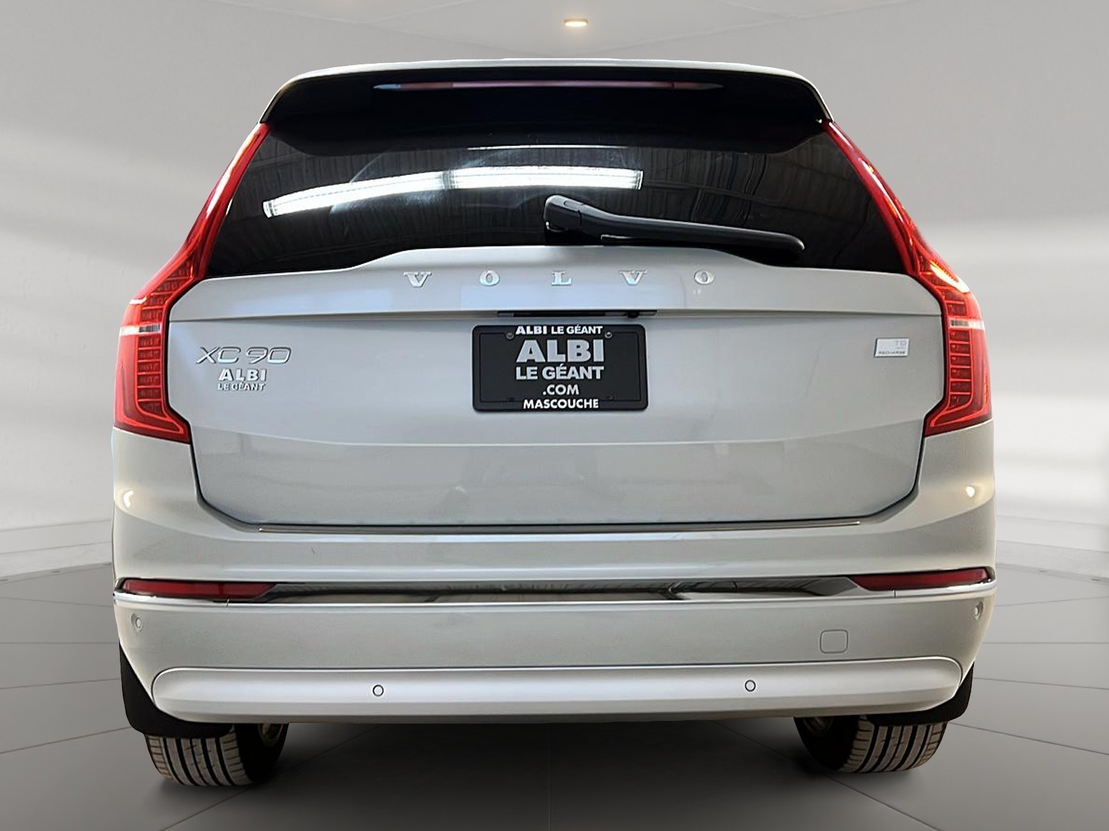 Volvo XC90 T8 RECHARGE INSCRIPTION CUIR TOIT PANO NAV 4RM 2022 - image #5