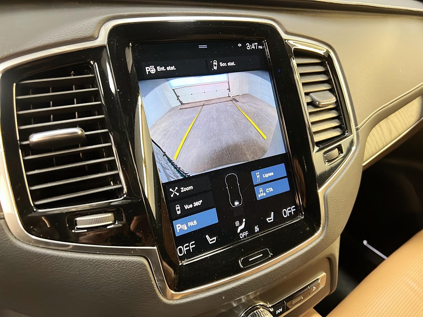 Volvo XC90 2022 - Image #20