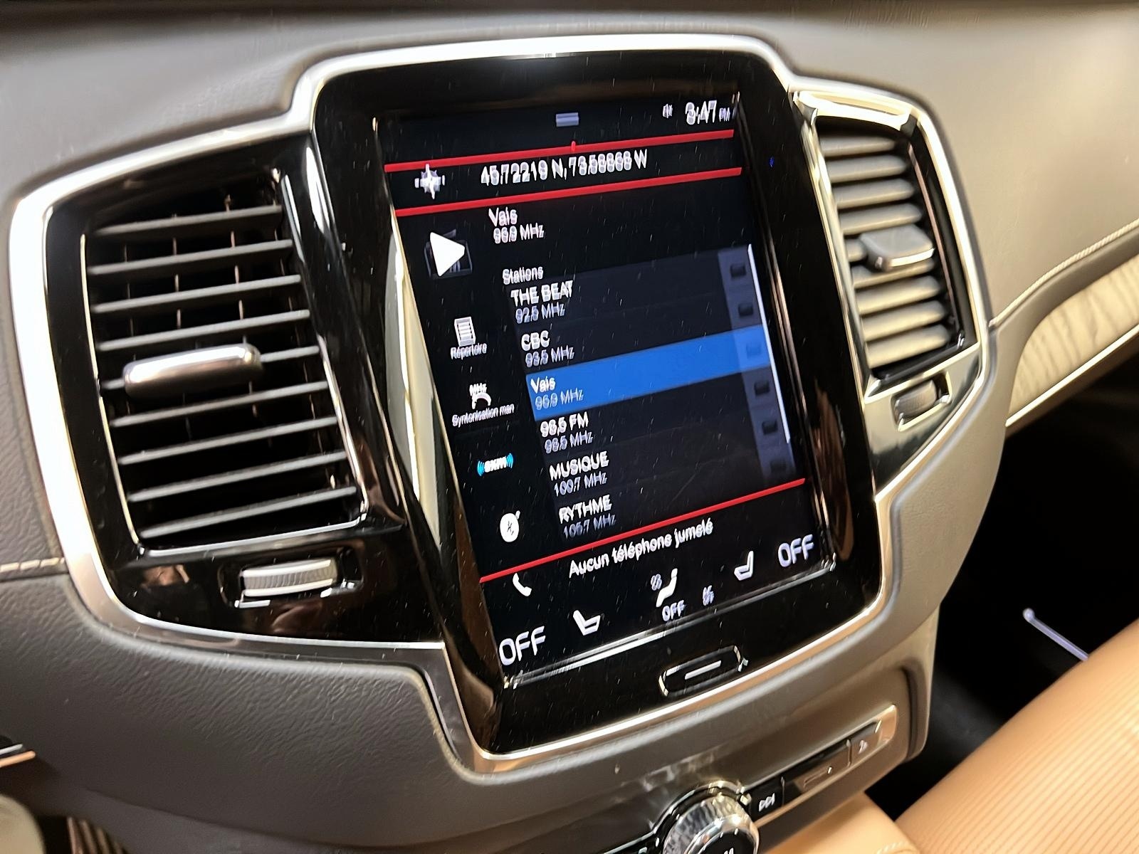 Volvo XC90 T8 RECHARGE INSCRIPTION CUIR TOIT PANO NAV 4RM 2022 - image #19
