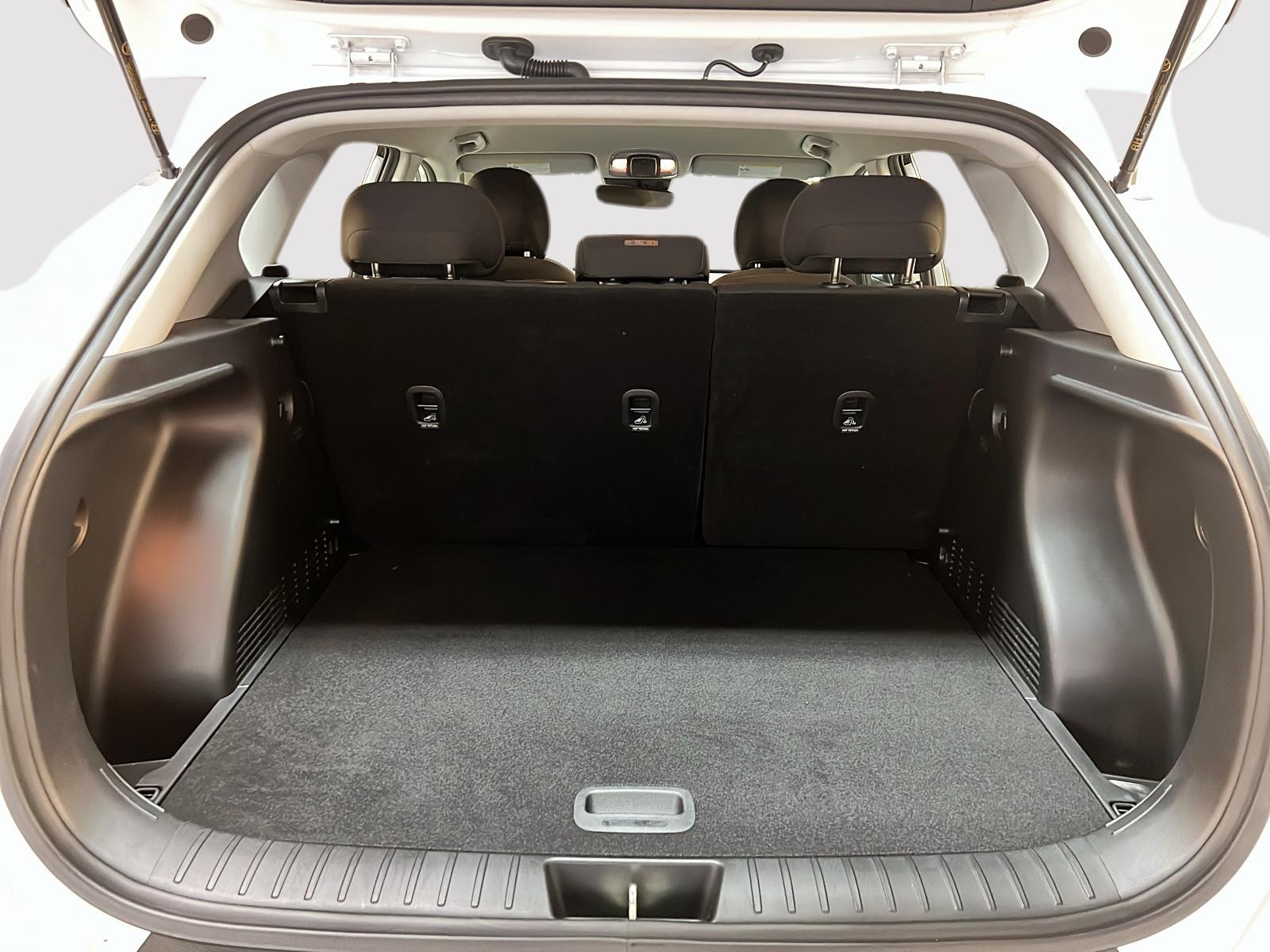 Hyundai Kona ESSENTIEL 2024 - image #12