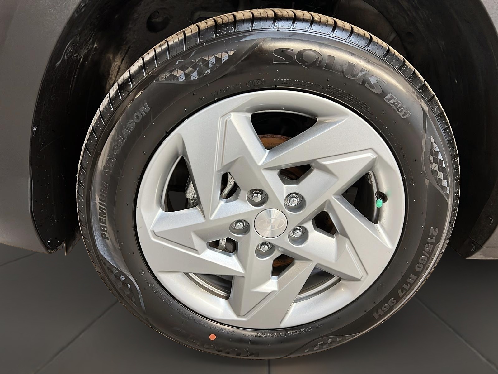 Hyundai Kona ESSENTIEL 2024 - image #25