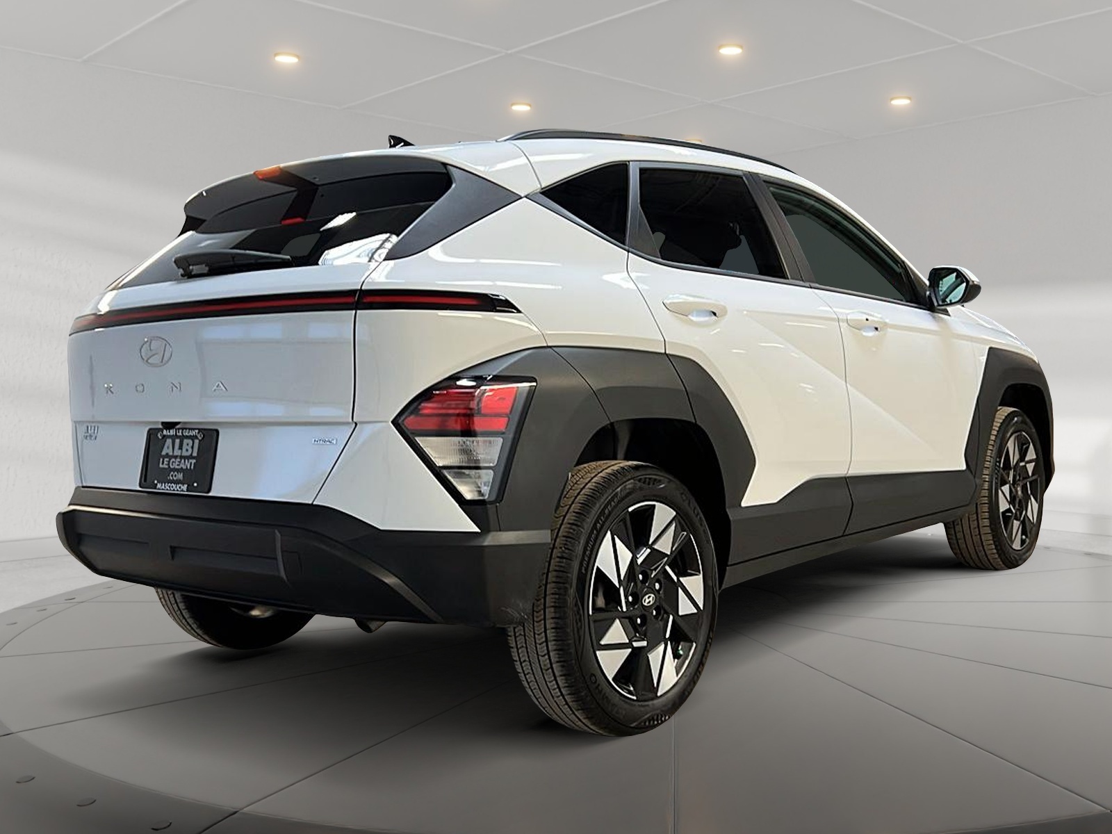 Hyundai Kona PREFERRED 4RM 2024 - image #4