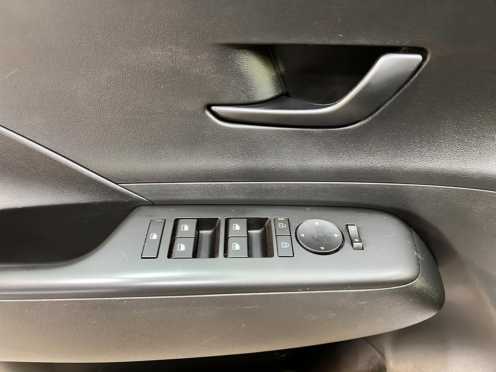 Hyundai Kona PREFERRED 4RM 2024 - image #21