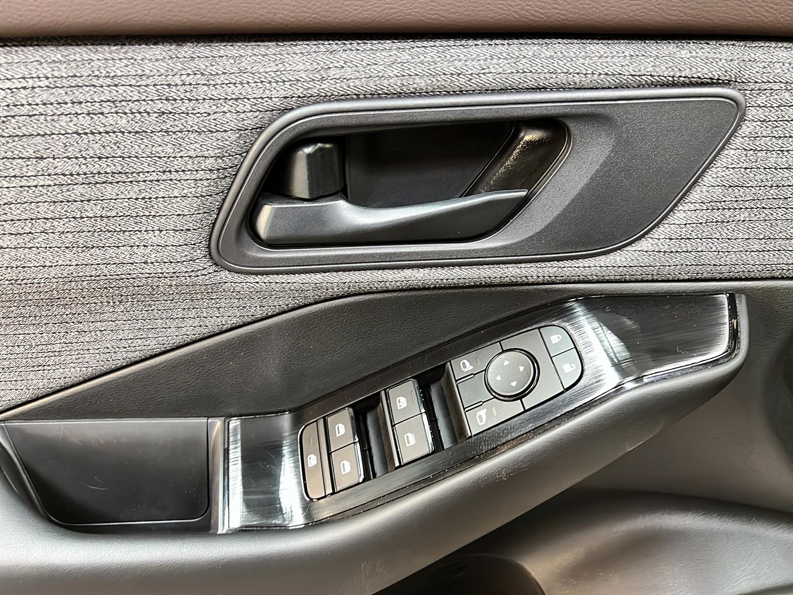 Nissan Rogue S 4RM 2023 - image #21