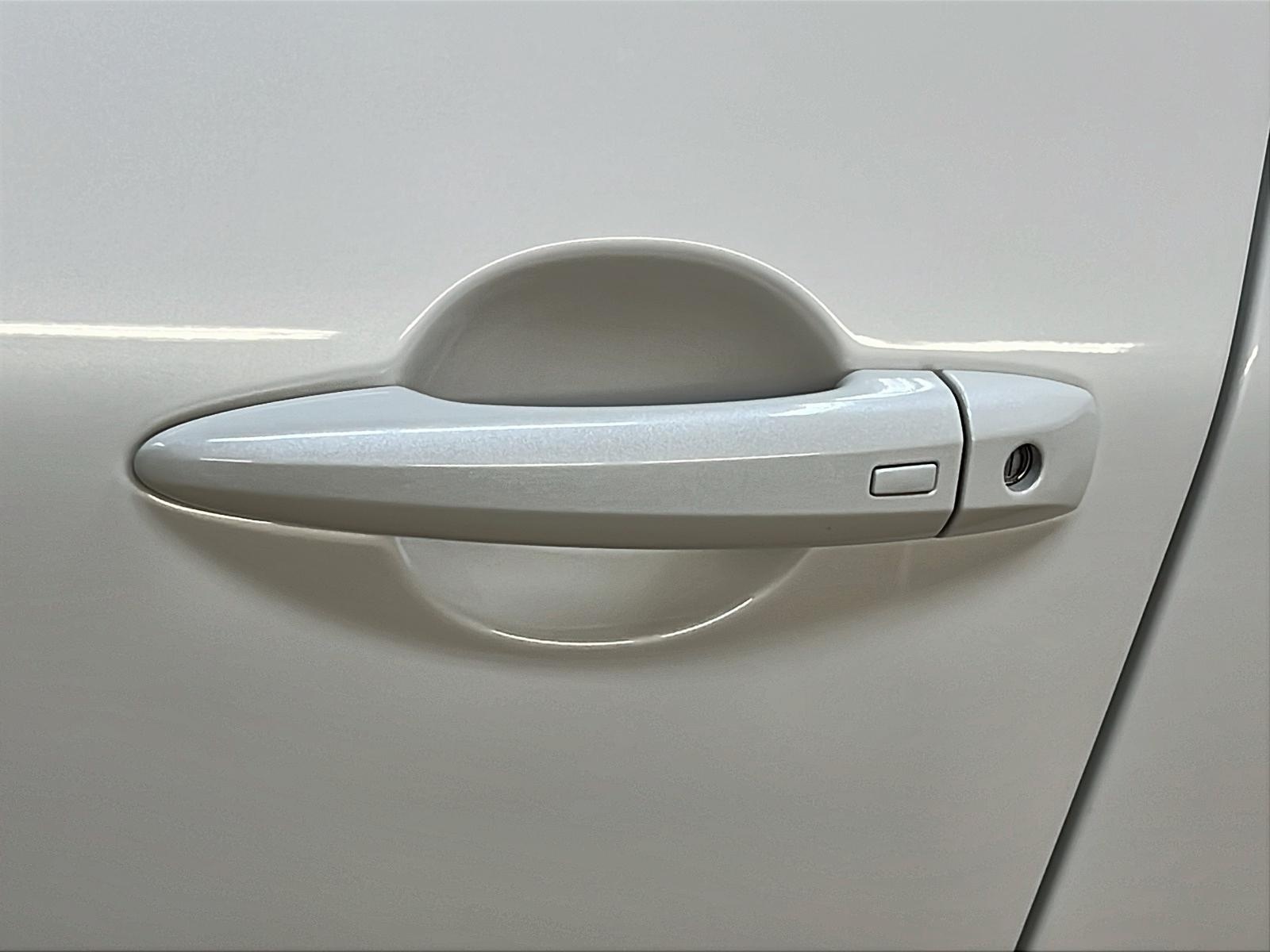 Nissan Rogue SV TOIT PANO 4RM 2023 - image #25