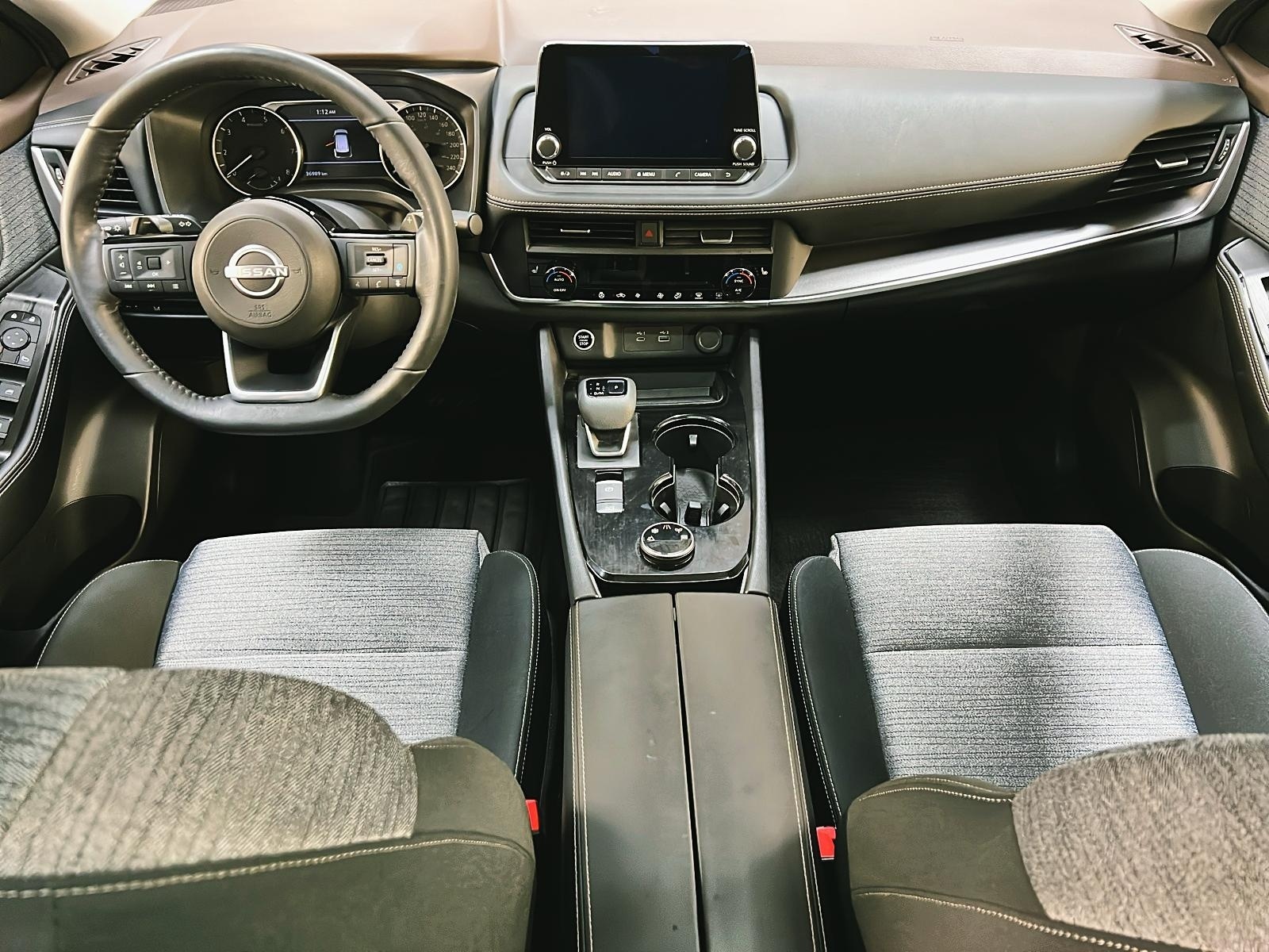 Nissan Rogue SV TOIT PANO 4RM 2023 - image #11