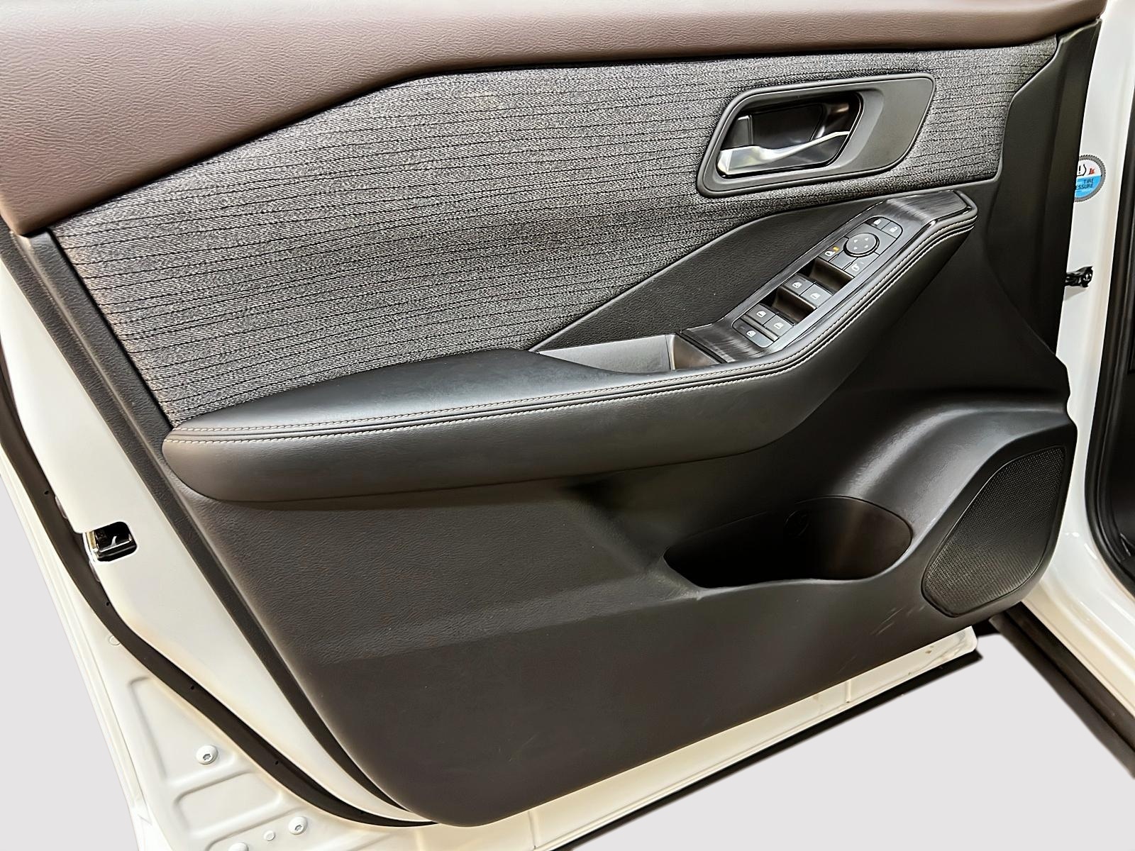 Nissan Rogue 2023 - Image #23