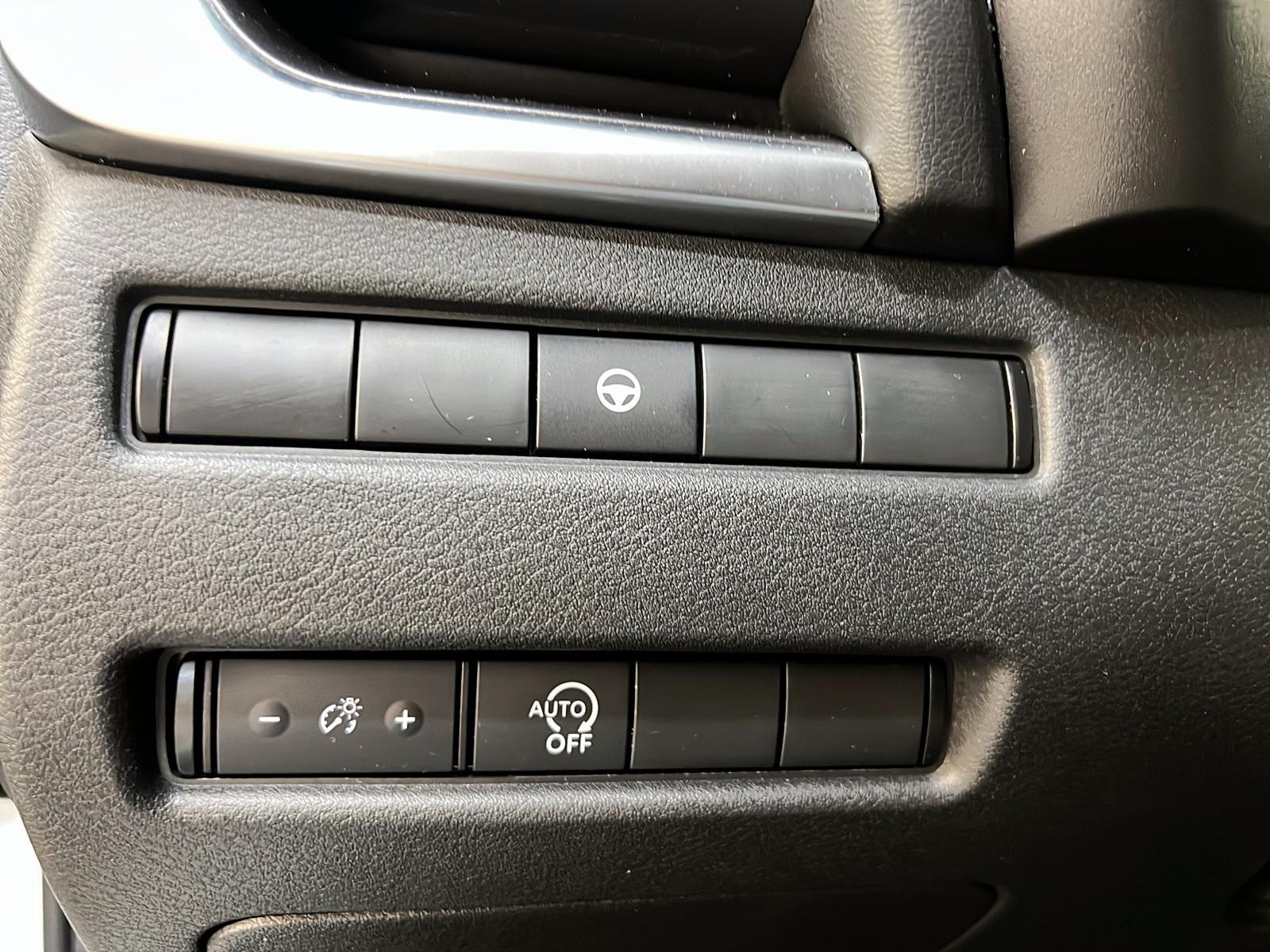 Nissan Rogue SV TOIT PANO 4RM 2023 - image #21