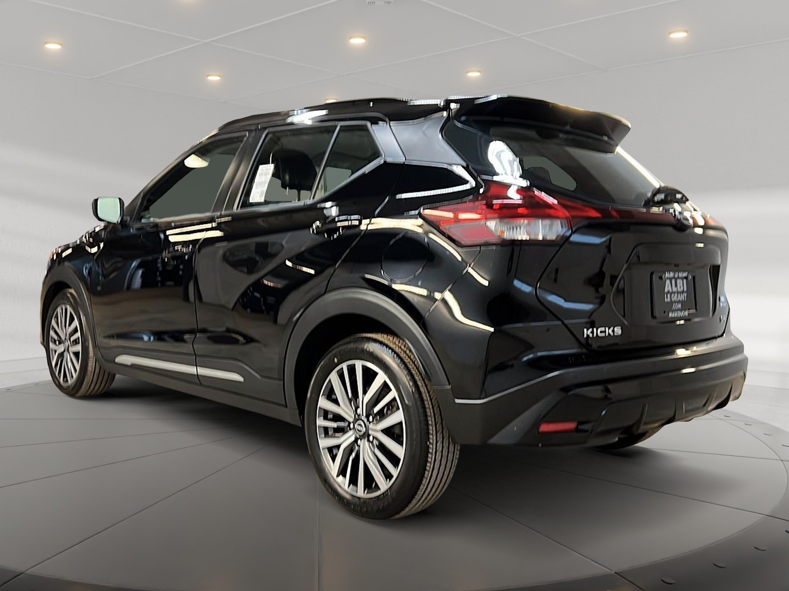 Nissan Kicks SR PREMIUM CUIR 2023 - image #6