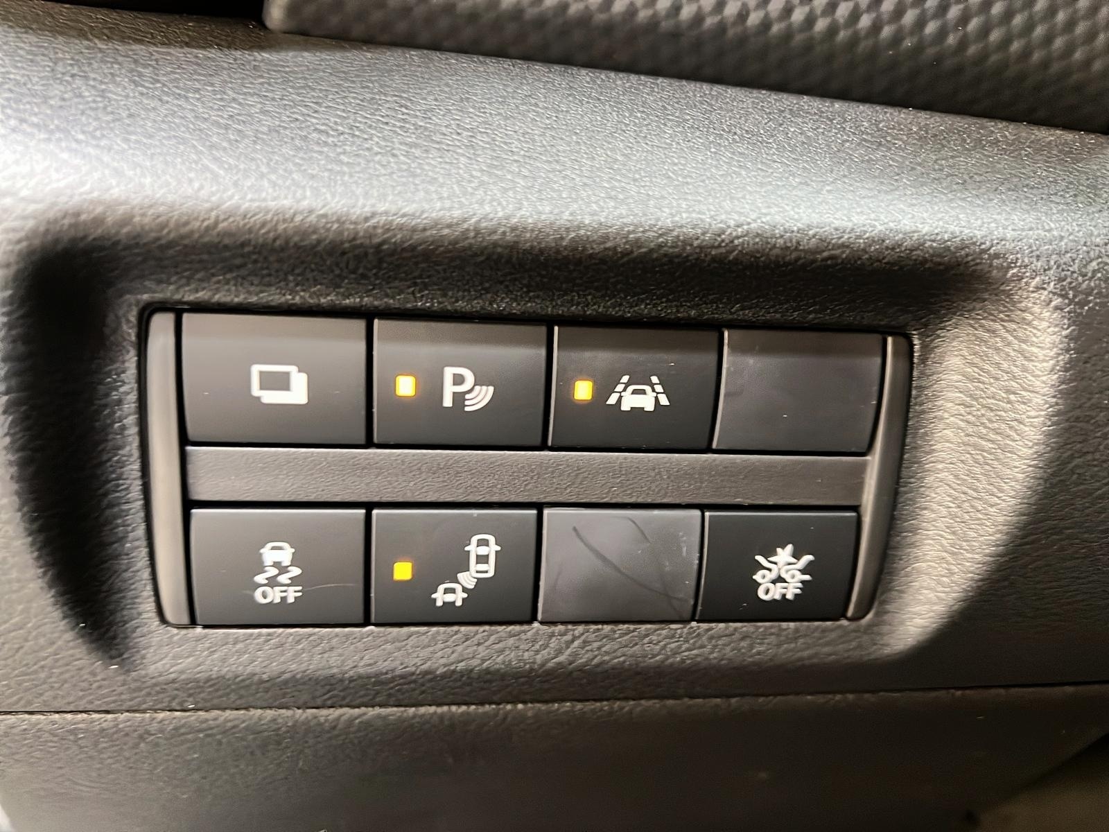 Nissan Kicks S 2023 - image #20