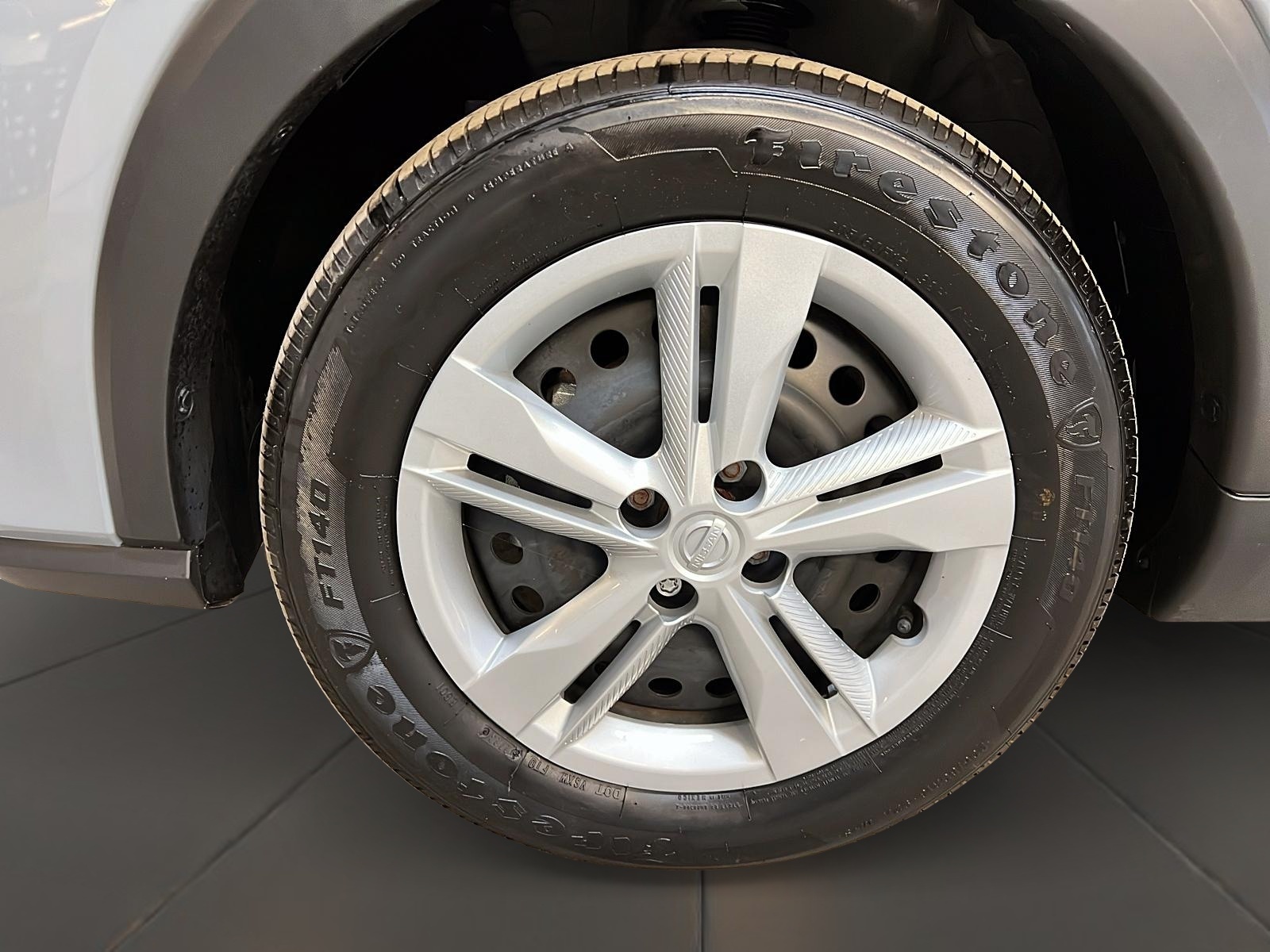 Nissan Kicks S 2023 - image #24
