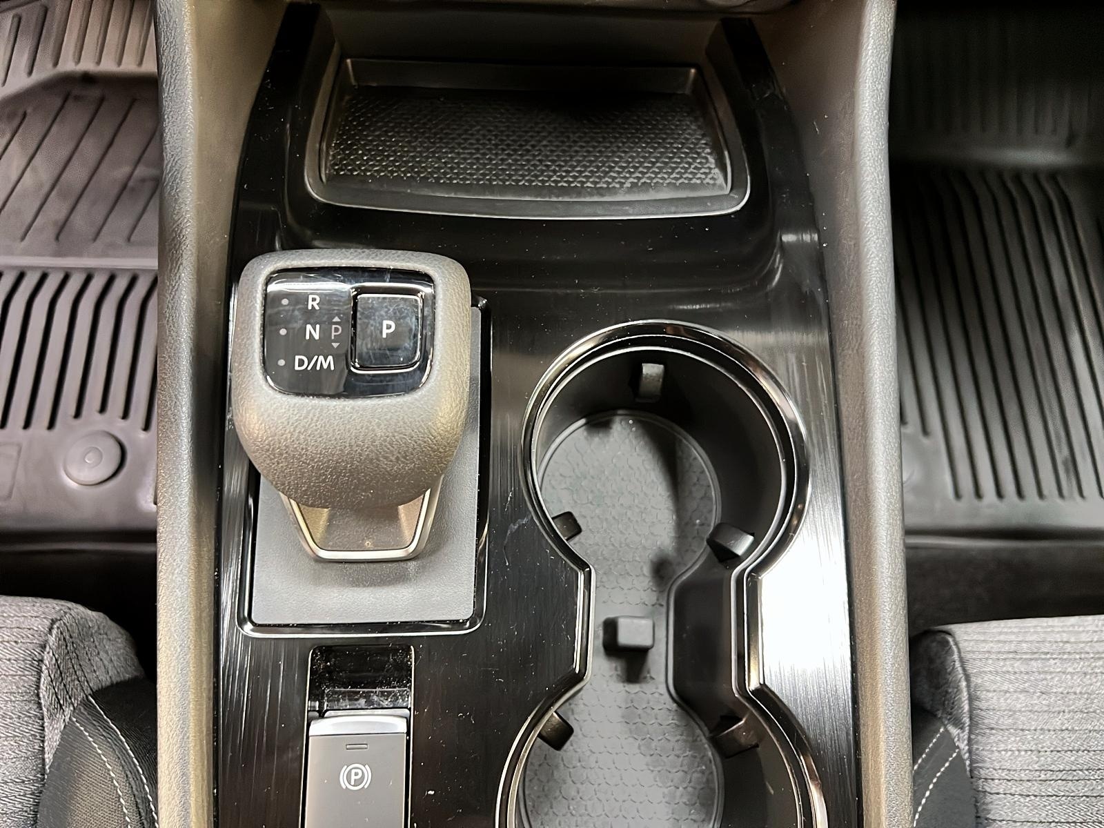 Nissan Rogue SV TOIT PANO 4RM 2023 - image #15