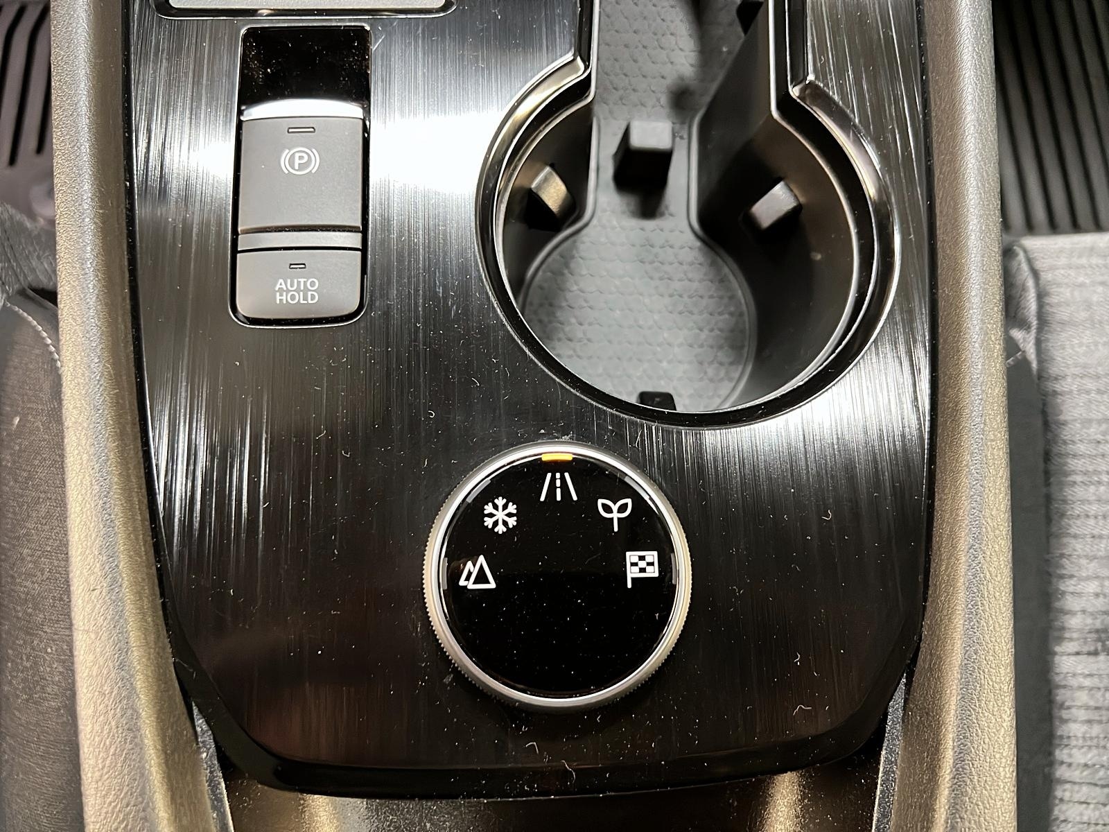 Nissan Rogue SV TOIT PANO 4RM 2023 - image #16