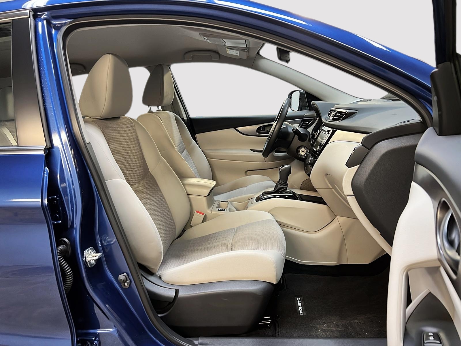 Nissan Qashqai 2023 - Image #8
