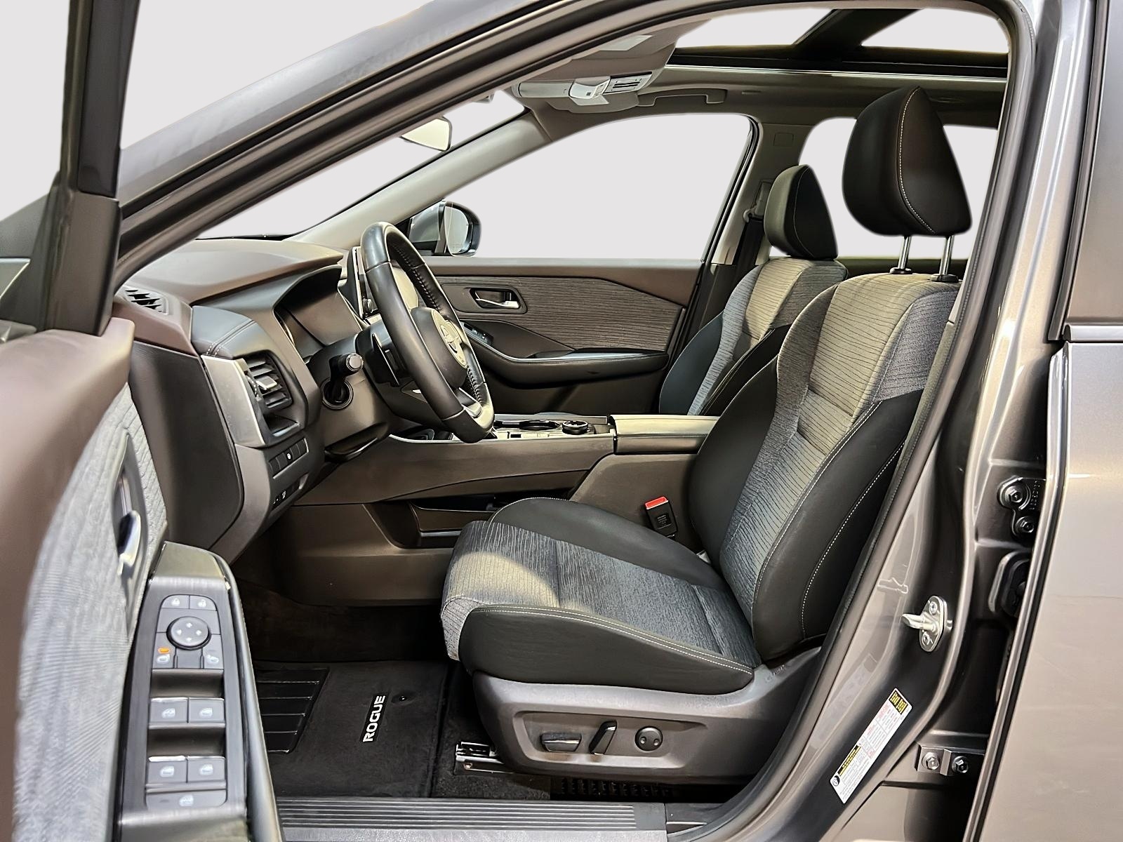 Nissan Rogue 2023 - Image #7