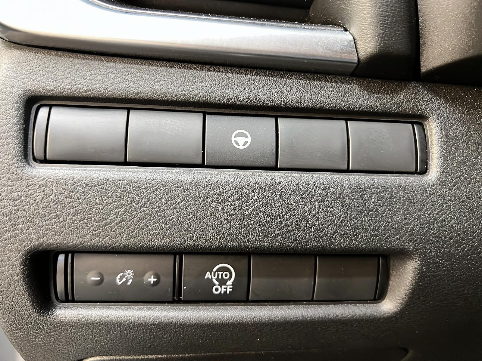 Nissan Rogue SV TOIT PANO 4RM 2023 - image #21