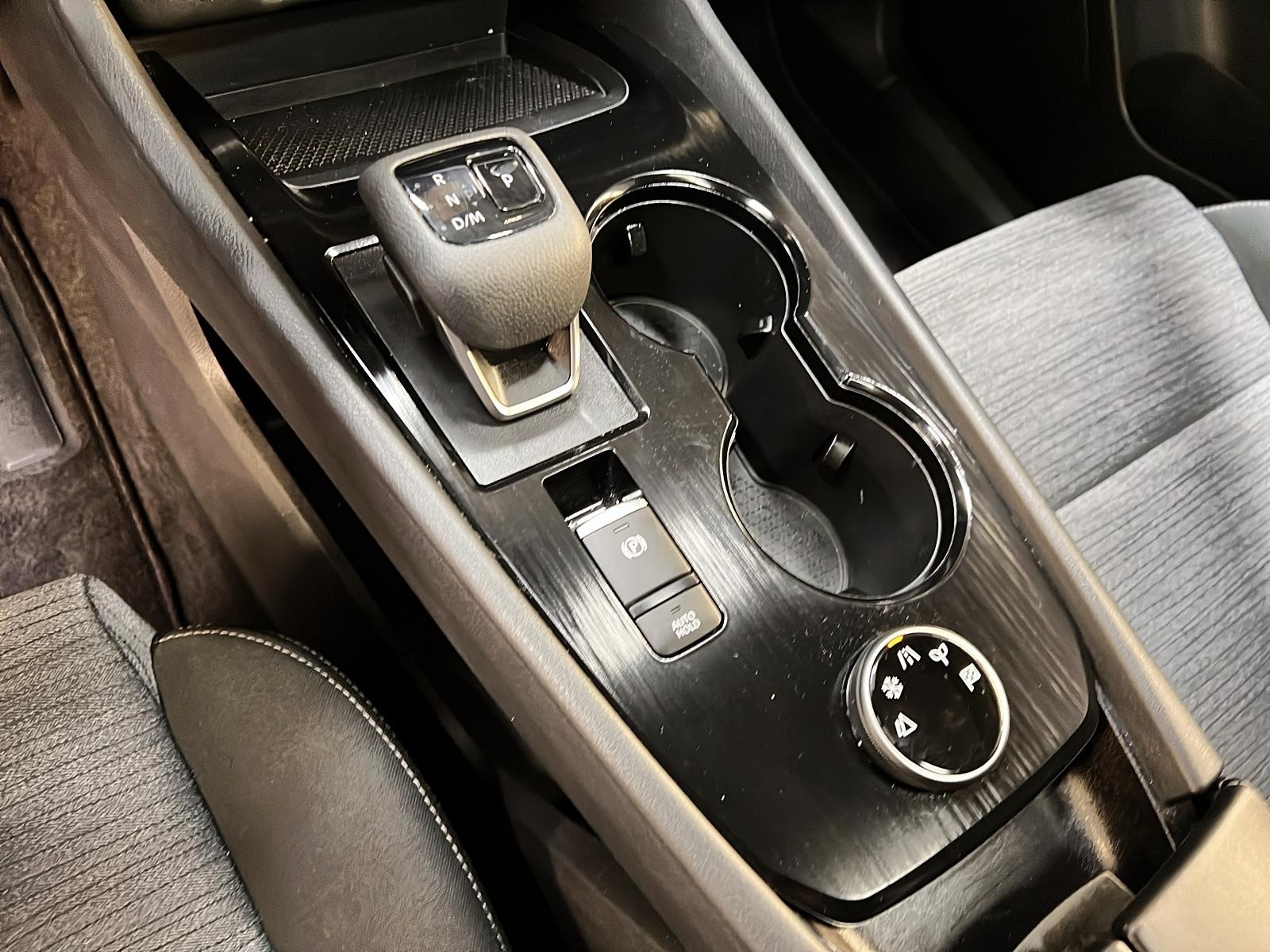 Nissan Rogue SV TOIT PANO 4RM 2023 - image #15