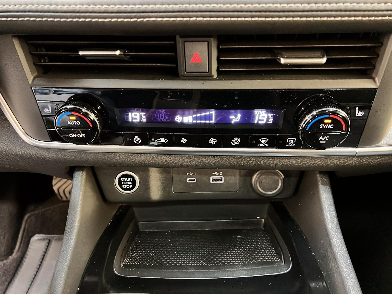 Nissan Rogue SV TOIT PANO 4RM 2023 - image #16