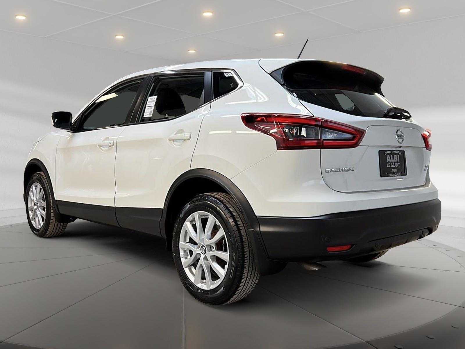 Nissan Qashqai S 2023 - image #6