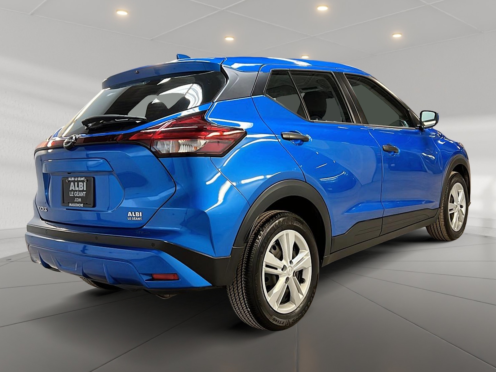 Nissan Kicks S 2023 - image #4