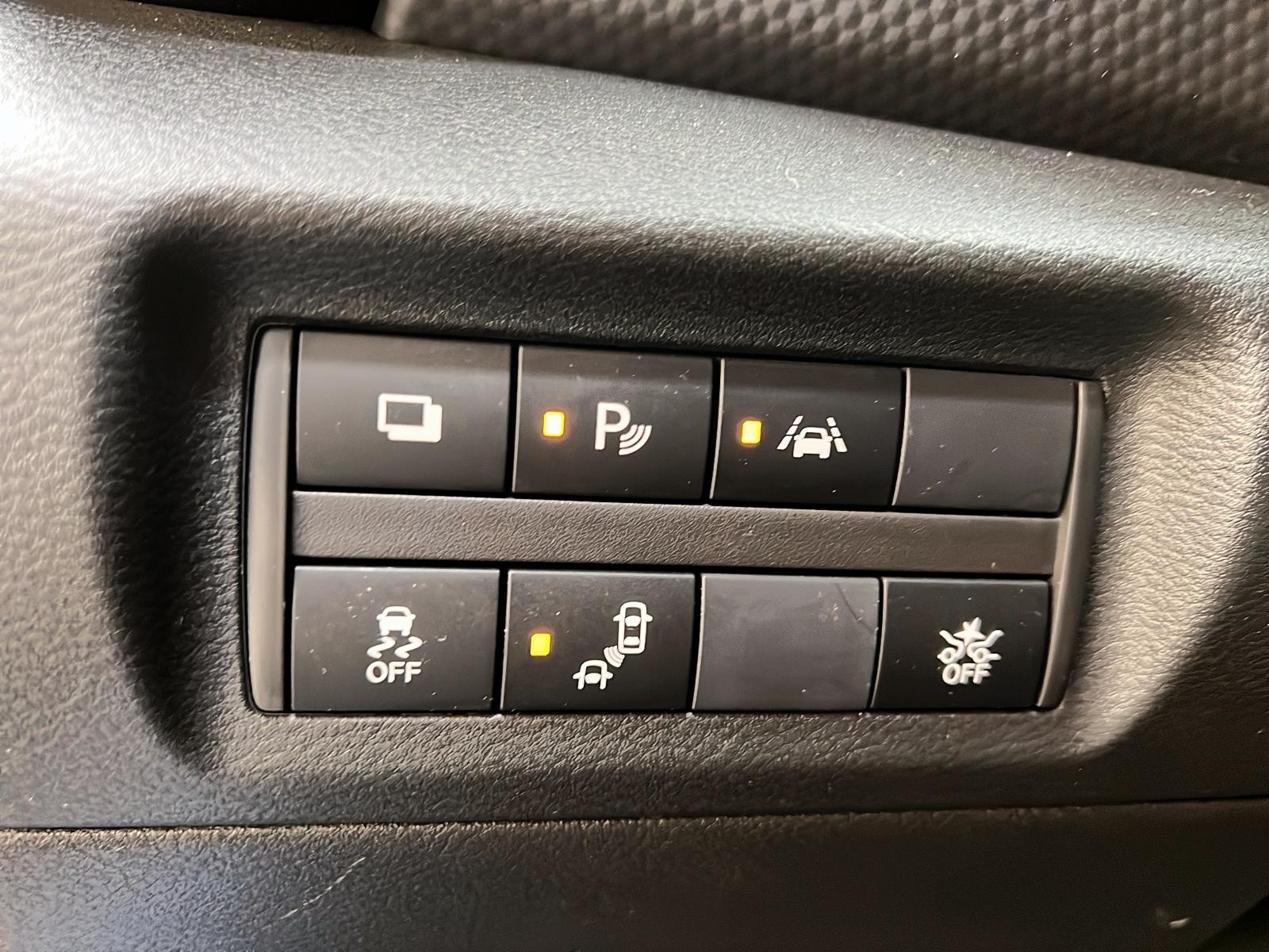 Nissan Kicks S 2023 - image #20