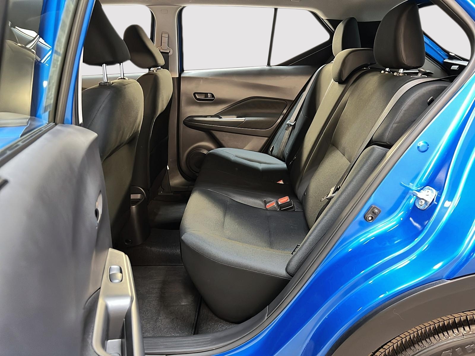 Nissan Kicks S 2023 - image #9