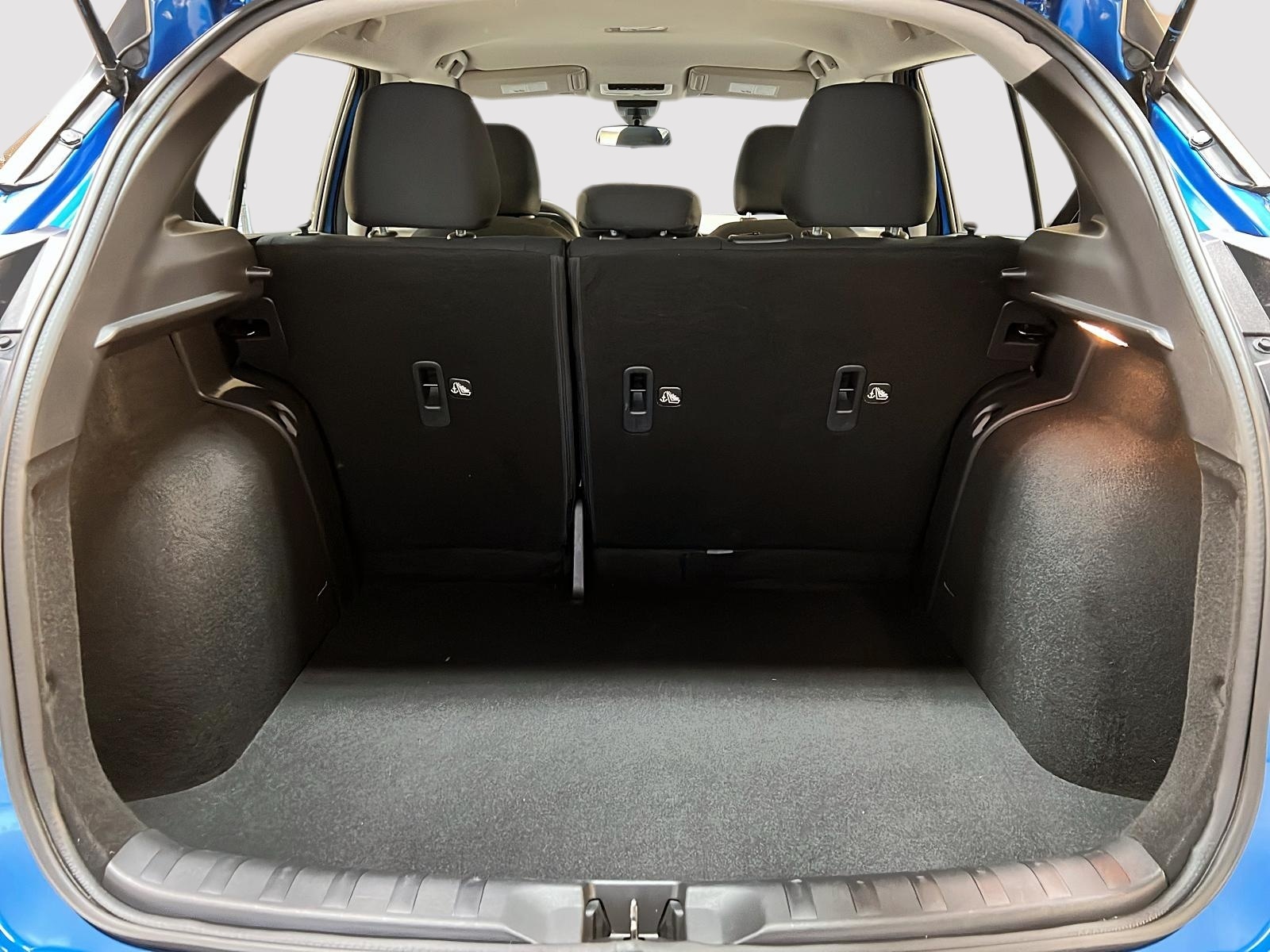 Nissan Kicks S 2023 - image #12