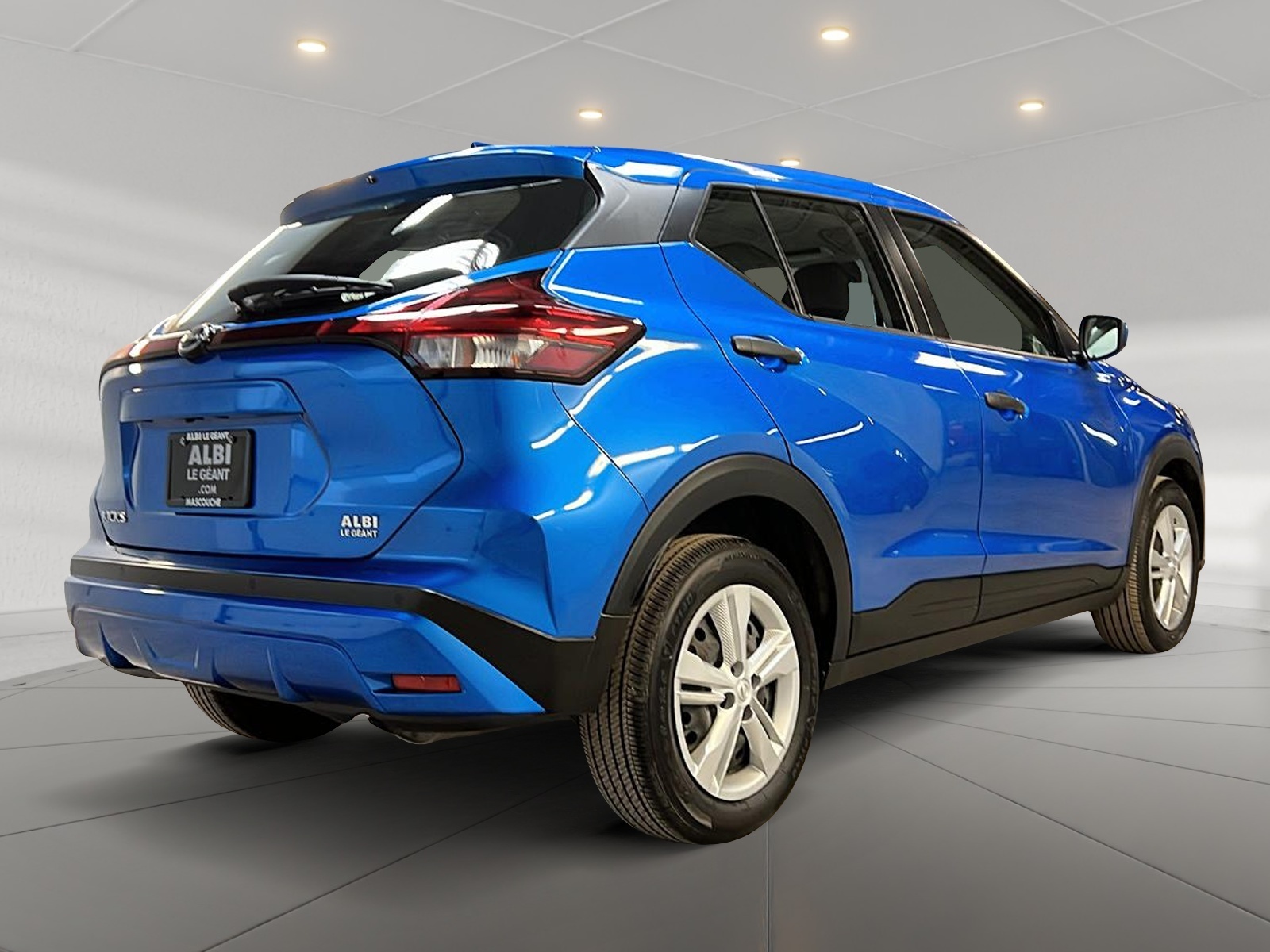 Nissan Kicks S 2023 - image #4